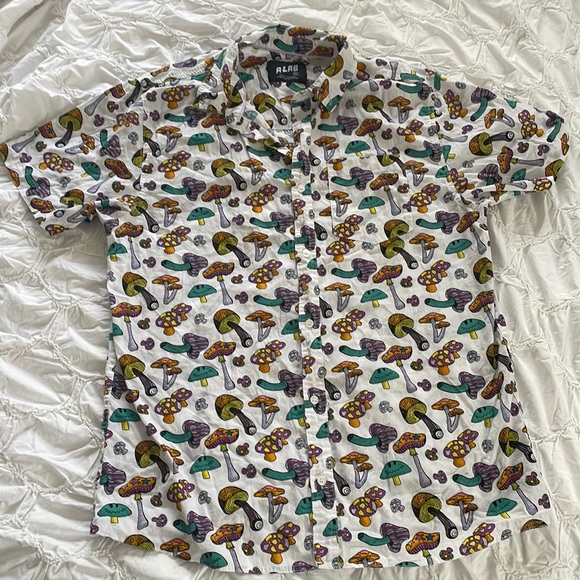 A-Lab xl mushroom shirt - Picture 2 of 4